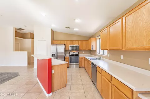 2409 W Darrel Rd, Phoenix, AZ 85041 photo 13