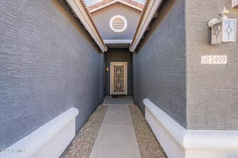 2409 W Darrel Rd, Phoenix, AZ 85041 photo 5