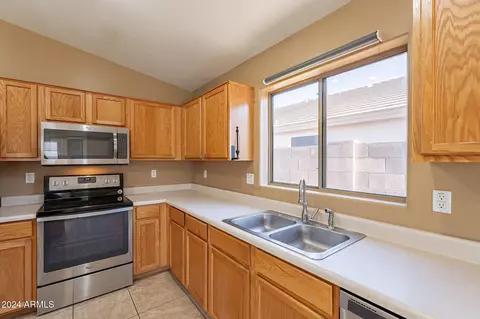 2409 W Darrel Rd, Phoenix, AZ 85041 photo 15