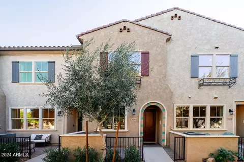 2660 S Equestrian Dr #108, Gilbert, AZ 85295