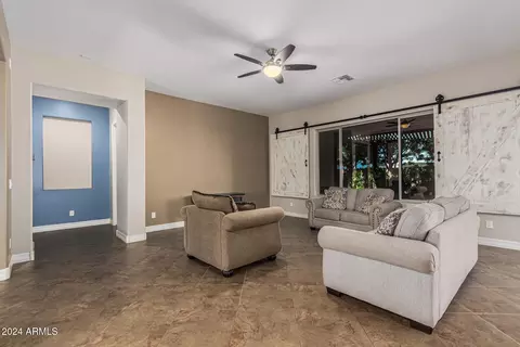 904 E Vermont Dr, Gilbert, AZ 85295 photo 9