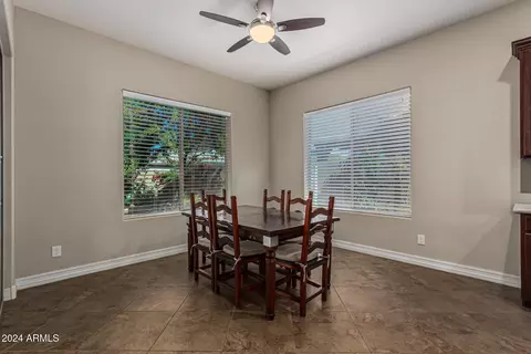 904 E Vermont Dr, Gilbert, AZ 85295 photo 12