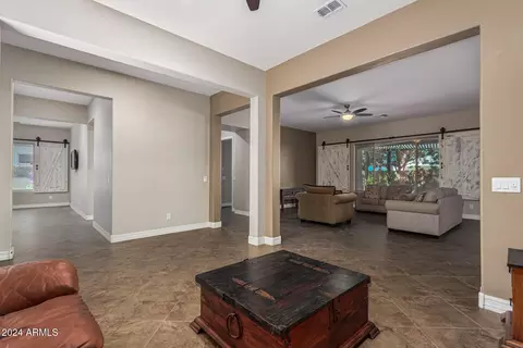 904 E Vermont Dr, Gilbert, AZ 85295 photo 8