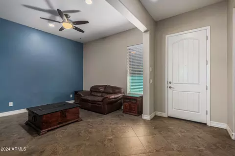 904 E Vermont Dr, Gilbert, AZ 85295 photo 5
