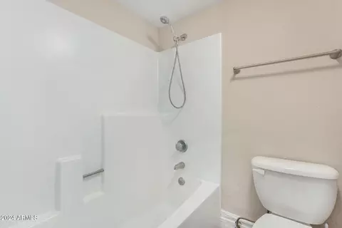 3825 E Camelback Rd #114, Phoenix, AZ 85018 photo 6