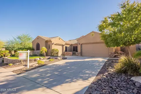 6861 W Dale Ln, Peoria, AZ 85383