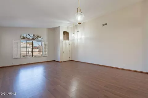 7301 E Lakeview Ave, Mesa, AZ 85209 photo 4