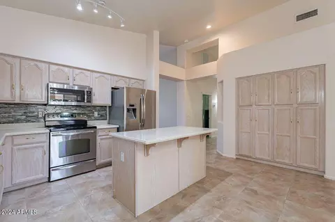 7301 E Lakeview Ave, Mesa, AZ 85209 photo 6