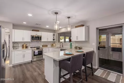 1507 S Main Dr, Apache Junction, AZ 85120 photo 3