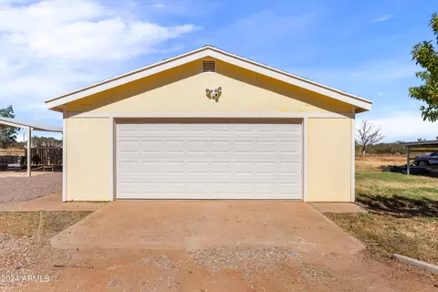 9745 E Chippewa St, Hereford, AZ 85615 photo 8