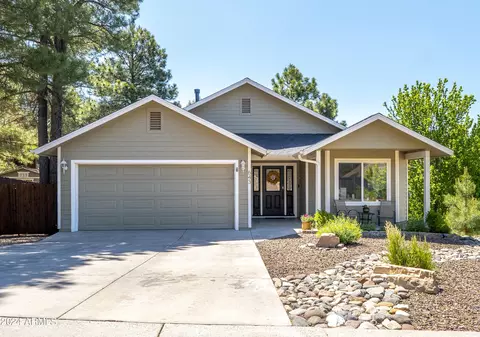 643 W Cattle Dr, Flagstaff, AZ 86005