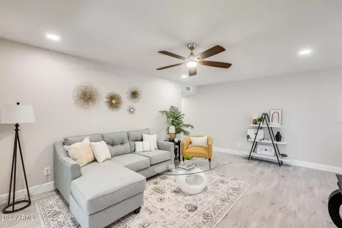 466 E Royal Palms Dr, Mesa, AZ 85203 photo 4