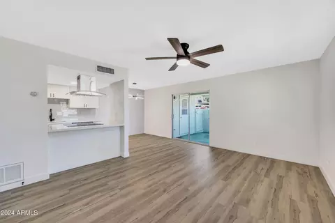 853 E Cochise Dr #A, Phoenix, AZ 85020 photo 5