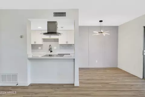 853 E Cochise Dr #A, Phoenix, AZ 85020 photo 6