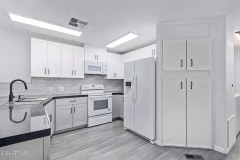 1030 N Delaware Dr #23, Apache Junction, AZ 85120