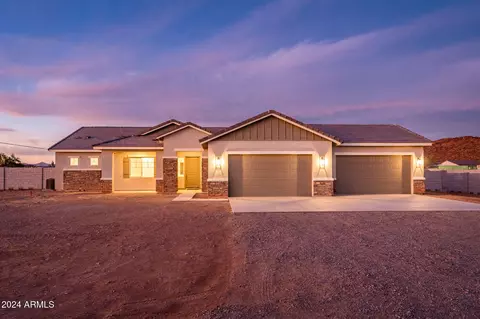 15440 W Buckhorn Trl, Surprise, AZ 85387