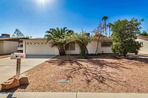 1941 E Pegasus Dr, Tempe, AZ 85283 photo 2