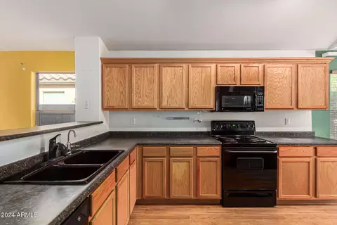 3626 W Vineyard Rd, Phoenix, AZ 85041 photo 7