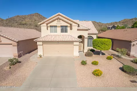 1926 E Siesta Ln, Phoenix, AZ 85024