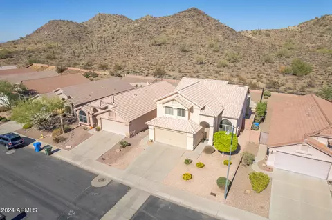 View/Area - 1926 E Siesta Ln, Phoenix, AZ 85024 photo 4 of 5