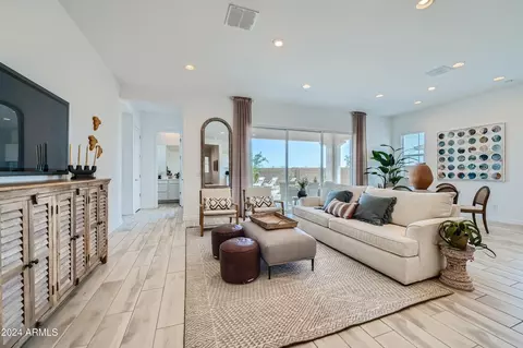 947 W Saddle Run, Apache Junction, AZ 85120 photo 6