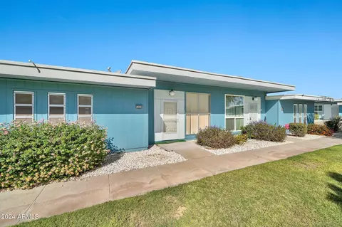 10026 W Lancaster Dr, Sun City, AZ 85351