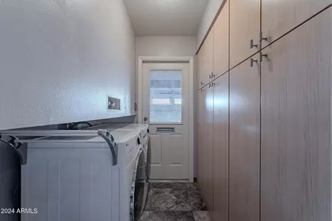 2501 E Mitchell Dr, Phoenix, AZ 85016 photo 34