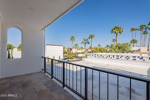 2501 E Mitchell Dr, Phoenix, AZ 85016 photo 32