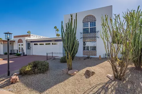 2501 E Mitchell Dr, Phoenix, AZ 85016