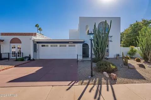 2501 E Mitchell Dr, Phoenix, AZ 85016 photo 8