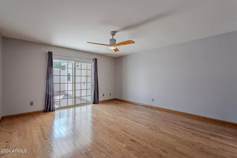 2501 E Mitchell Dr, Phoenix, AZ 85016 photo 4
