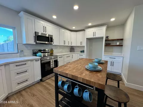3336 Everett Dr, Phoenix, AZ 85032 photo 8