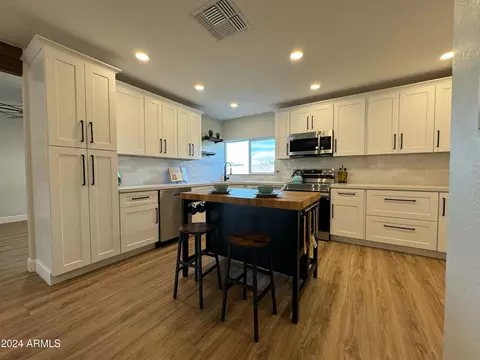 3336 Everett Dr, Phoenix, AZ 85032 photo 7