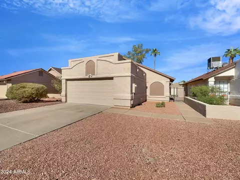 1114 W Estrella Dr, Chandler, AZ 85224