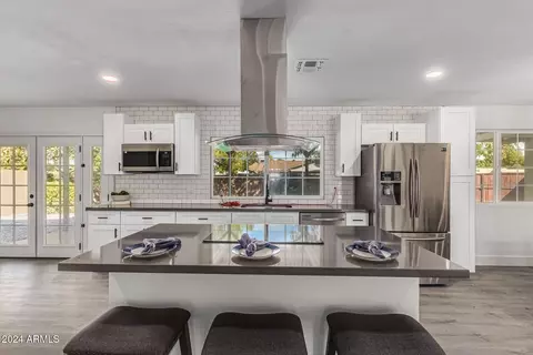 2078 E Donner Dr, Tempe, AZ 85282 photo 12