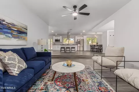 2078 E Donner Dr, Tempe, AZ 85282 photo 5