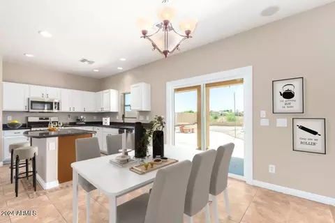 1285 E Harold Dr, San Tan Valley, AZ 85140