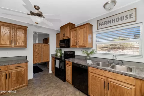 1704 E Desert Ranch Rd, Phoenix, AZ 85086 photo 14