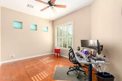 1828 E Desert Ln, Phoenix, AZ 85042 photo 15
