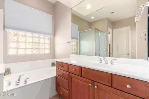 1828 E Desert Ln, Phoenix, AZ 85042 photo 20