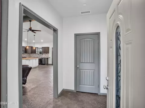 1019 Stone Hollow Loop, Williams, AZ 86046 photo 4