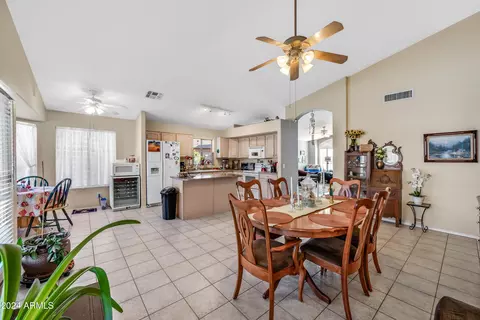 Dining - 1178 E Betsy Ln, Gilbert, AZ 85296 photo 2 of 2
