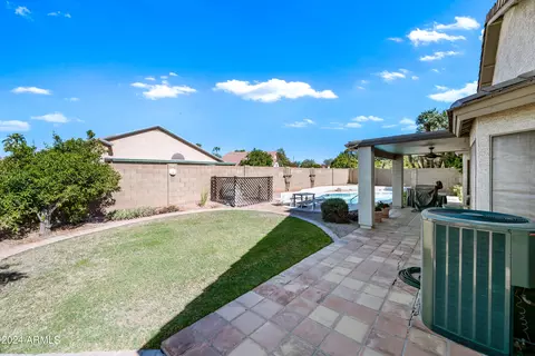 Exterior - 1178 E Betsy Ln, Gilbert, AZ 85296 photo 7 of 8