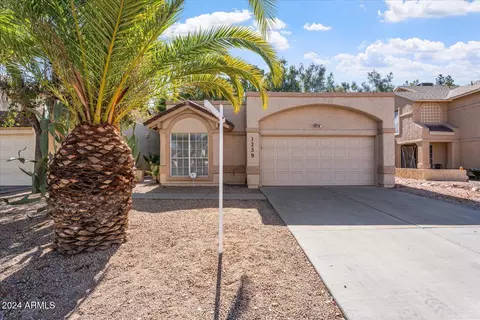 1239 W Manor St, Chandler, AZ 85224