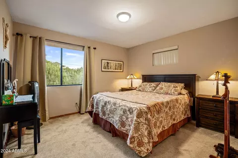 2036 Shadow Pines Dr, Overgaard, AZ 85933 photo 18