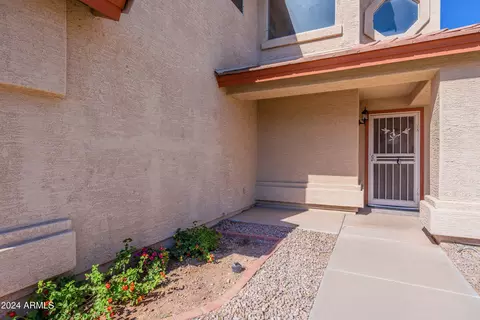 2222 E Arabian Dr, Gilbert, AZ 85296 photo 2