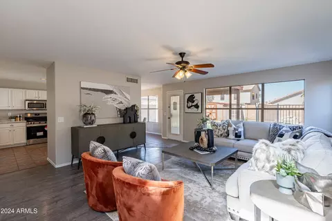 2222 E Arabian Dr, Gilbert, AZ 85296 photo 4
