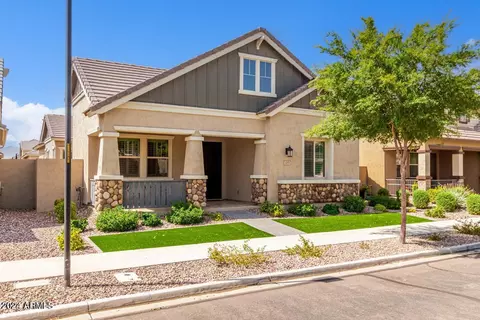 4499 E Jones St, Gilbert, AZ 85295 photo 1