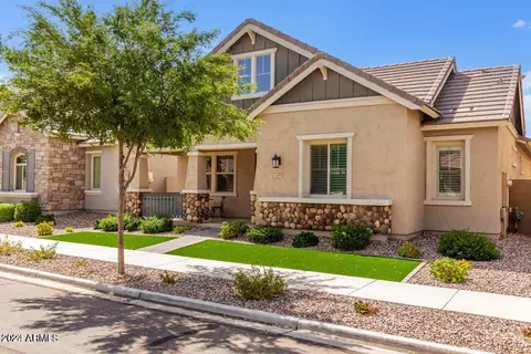 4499 E Jones St, Gilbert, AZ 85295 photo 2
