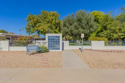 13225 N Cedar Dr, Sun City, AZ 85351